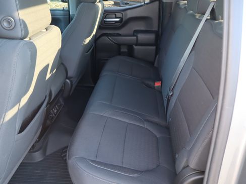 Used 2021 Chevrolet Silverado 1500 LT AWD/4WD image 32