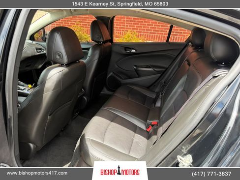 Used 2016 Chevrolet Cruze Premier w/ Enhanced Convenience Package FWD image 10