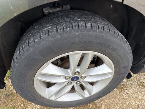 Used 2018 Ford Edge SEL w/ Equipment Group 201A image 7