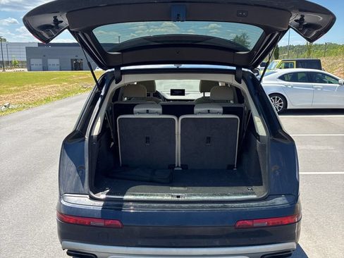Used 2017 Audi Q7 3.0T Premium Plus w/ Premium Plus Package AWD/4WD image 11