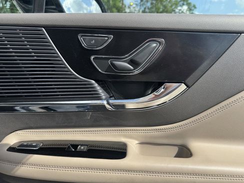 Used 2022 Lincoln Corsair FWD image 26