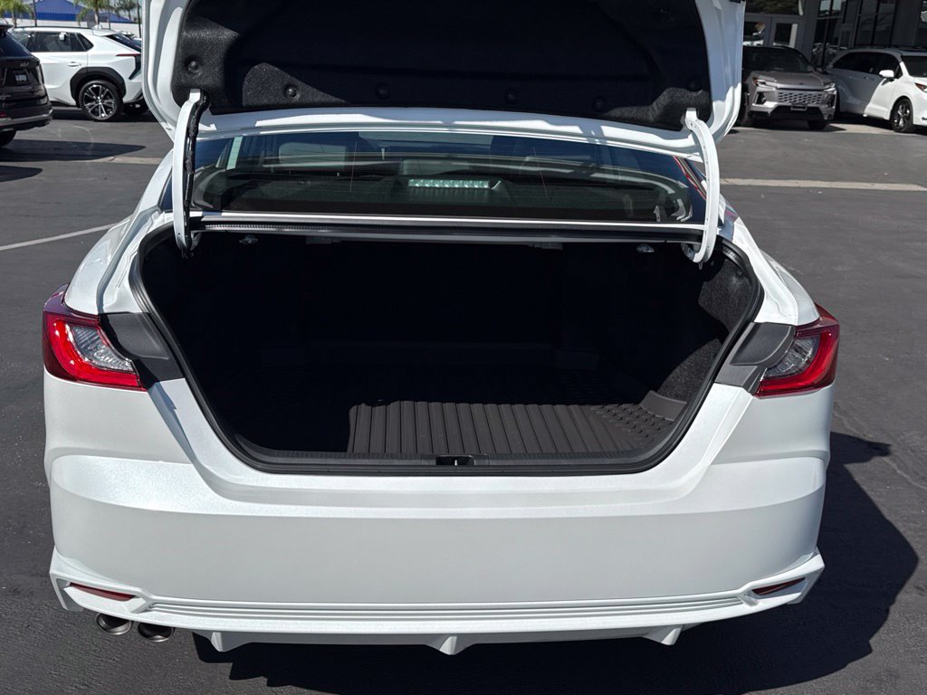 New 2026 Toyota Camry XSE FWD image 15