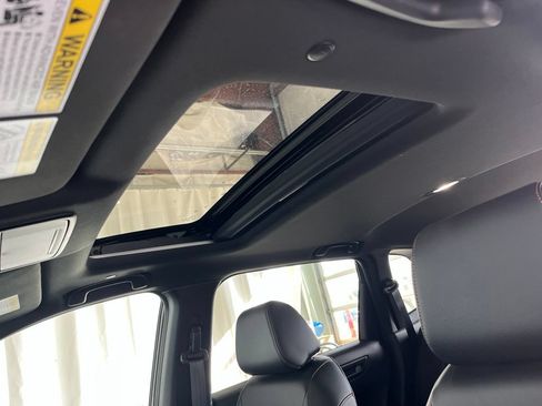 Used 2024 Honda CR-V Sport-L image 3