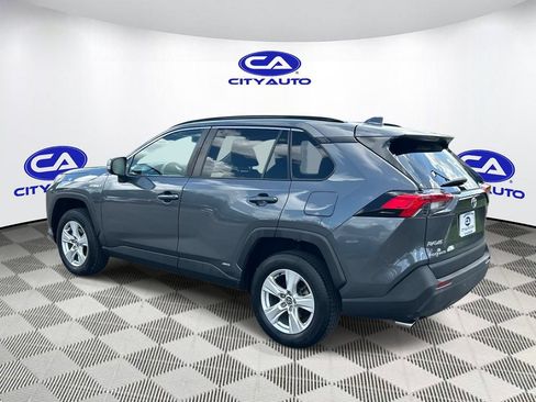 Used 2020 Toyota RAV4 XLE w/ Convenience Package AWD/4WD image 5