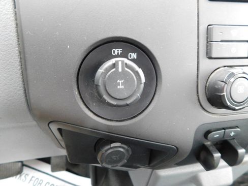 Used 2015 Ford F250 XL image 33