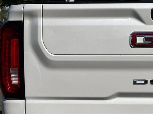 Used 2022 GMC Sierra 3500 Denali image 50