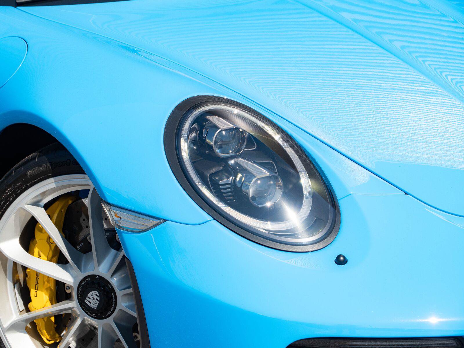 Used 2019 Porsche 911 Speedster RWD image 26