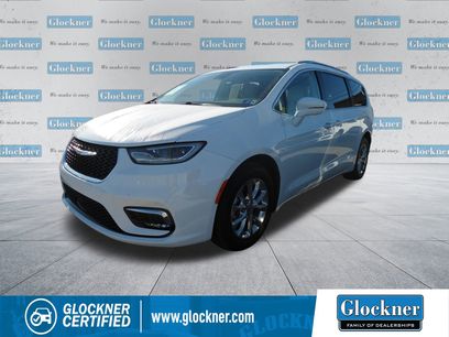Used 2021 Chrysler Pacifica Touring-L