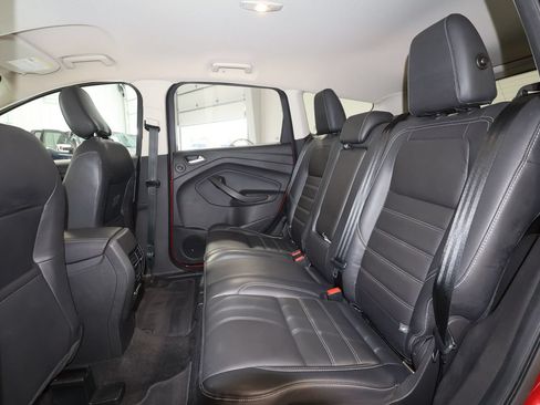 Used 2018 Ford Escape Titanium AWD/4WD image 15