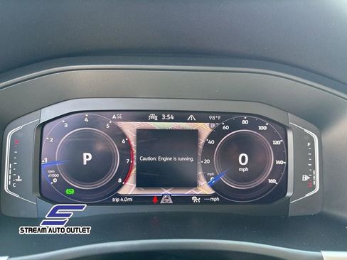 Used 2022 Volkswagen Atlas SEL R-Line image 37