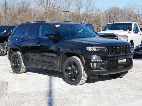 New 2025 Jeep Grand Cherokee Limited image 2