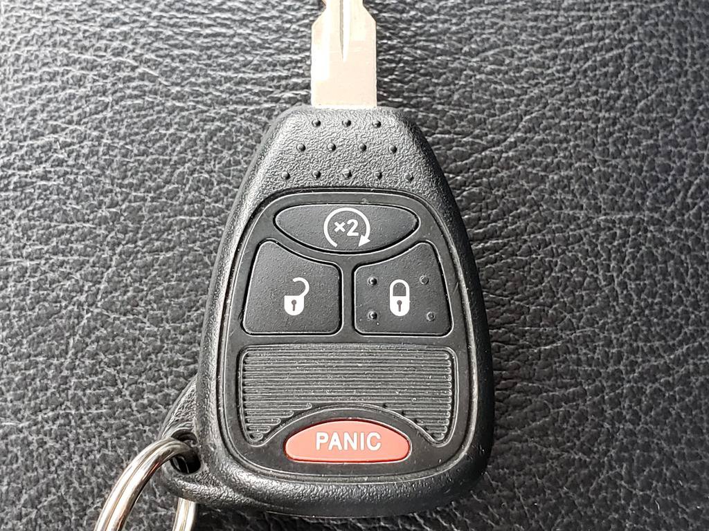 Used 2018 Jeep Wrangler Unlimited Sahara AWD/4WD image 25