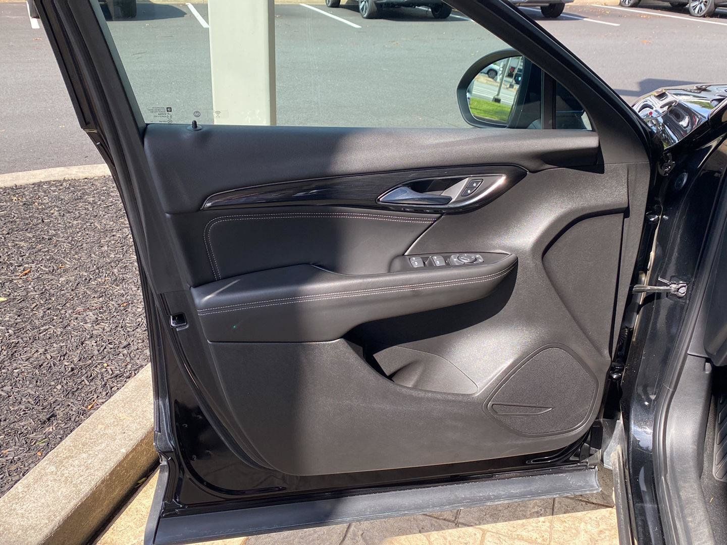 Used 2023 Buick Envision Preferred FWD image 21