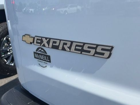 Used 2024 Chevrolet Express 2500 w/ Driver Convenience Package RWD image 28