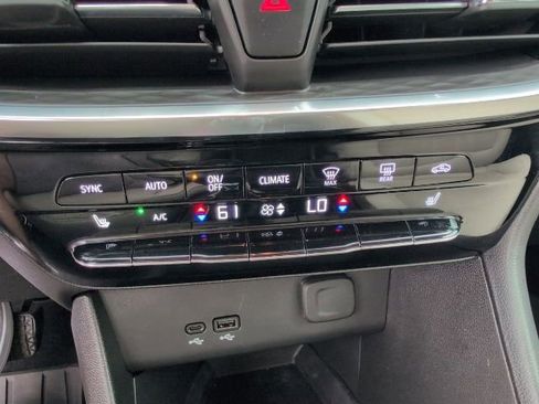 Used 2024 Buick Encore GX Avenir w/ Avenir Convenience Package AWD/4WD image 22