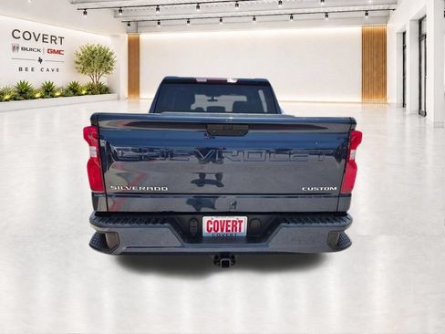 Used 2022 Chevrolet Silverado 1500 Custom RWD image 16