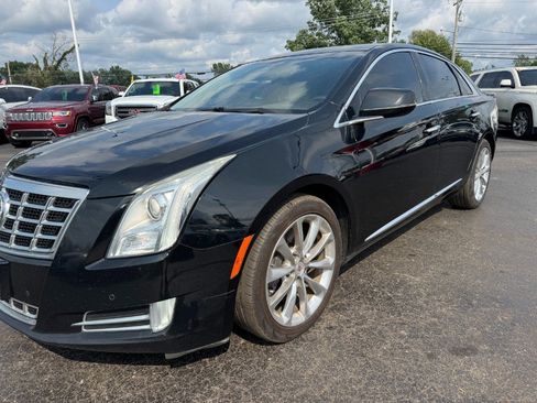 Used 2013 Cadillac XTS Luxury FWD image 9
