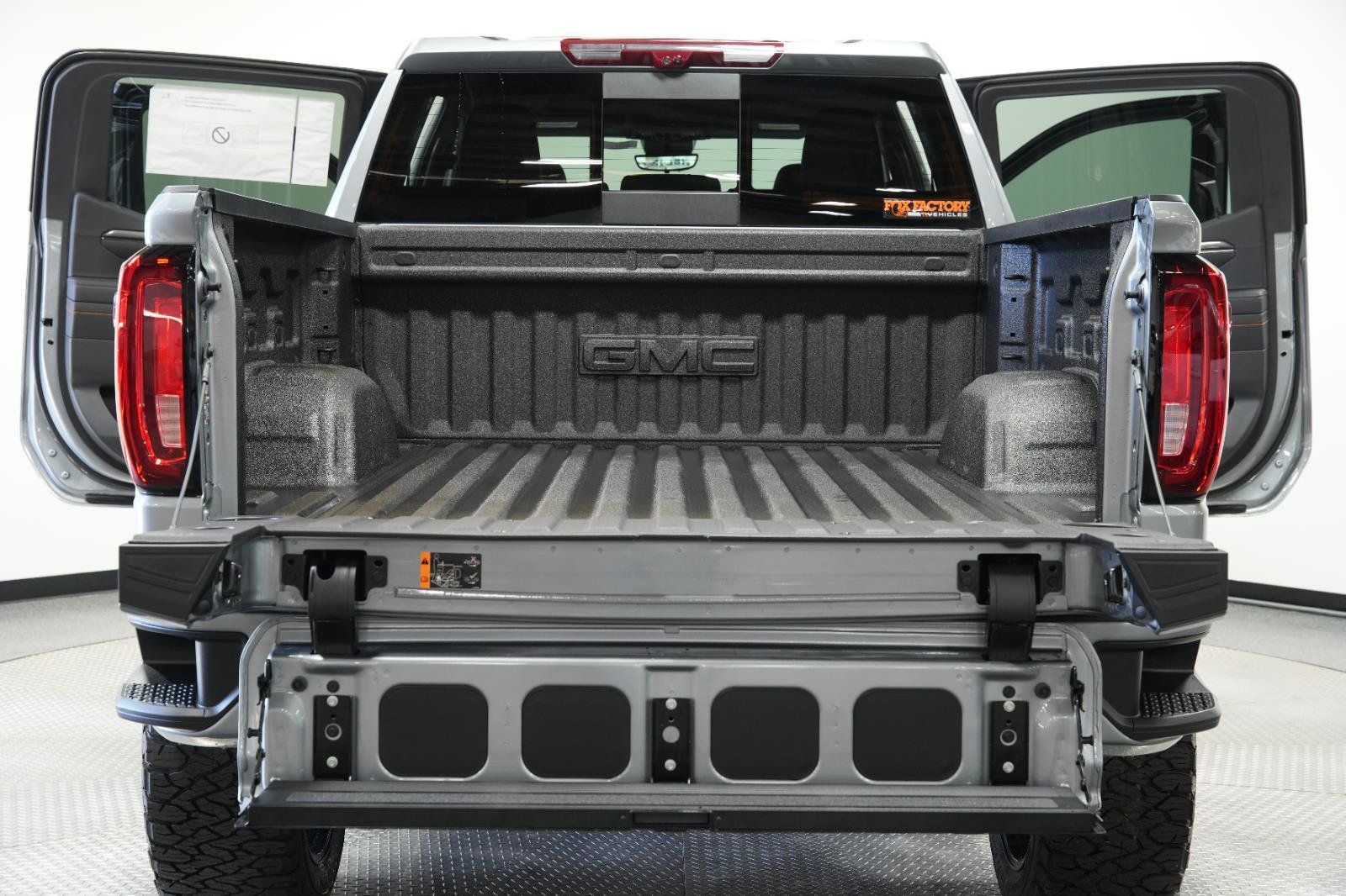 New 2026 GMC Sierra 1500 AT4 w/ AT4 Premium Package AWD/4WD image 14