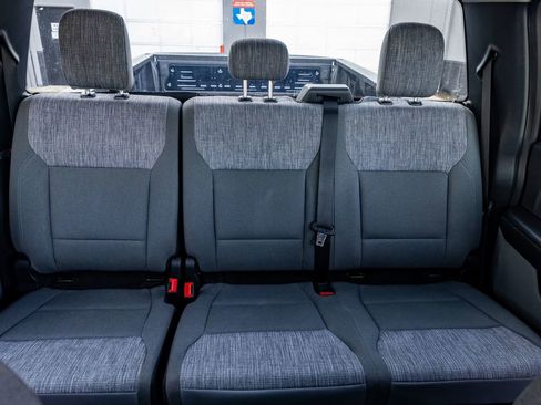 Used 2023 Ford F350 XLT image 34