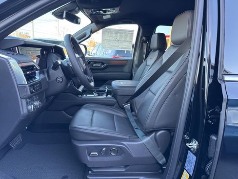 New 2026 GMC Yukon XL Denali image 19