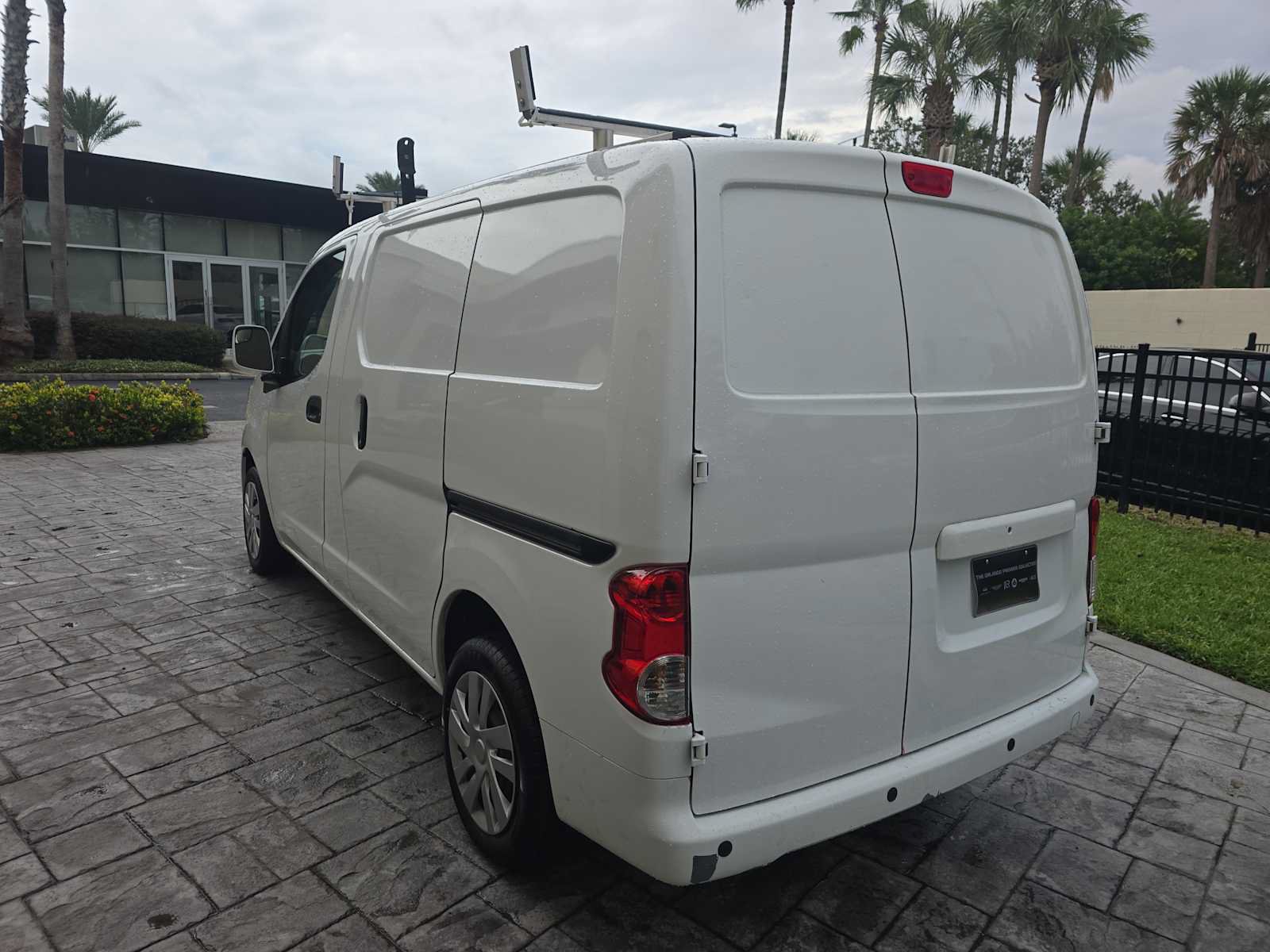 Used 2021 Nissan NV200 SV FWD image 5