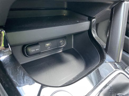 Used 2024 Kia Seltos S AWD/4WD image 29