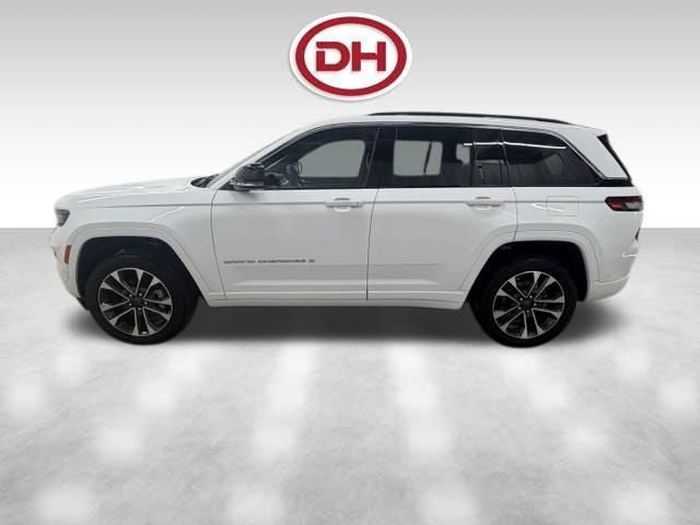 Used 2025 Jeep Grand Cherokee Overland w/ Adv Protech Group III AWD/4WD image 8