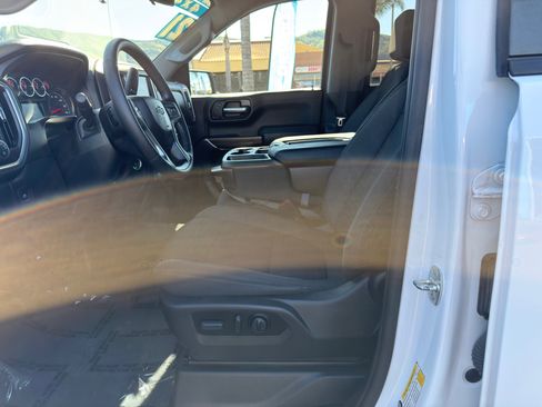 Used 2021 Chevrolet Silverado 1500 RST w/ Z71 Off-Road Package image 27