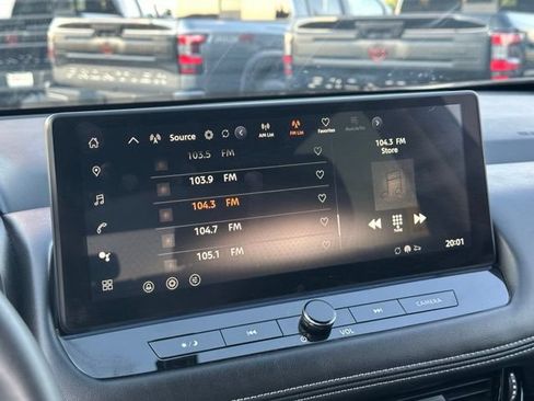 Used 2025 Nissan Rogue SL w/ Tech Package AWD/4WD image 27