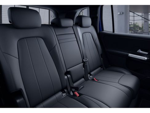 Certified 2023 Mercedes-Benz GLB 250 4MATIC image 35