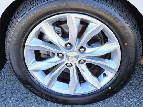 Used 2023 Chevrolet Malibu LT FWD image 10