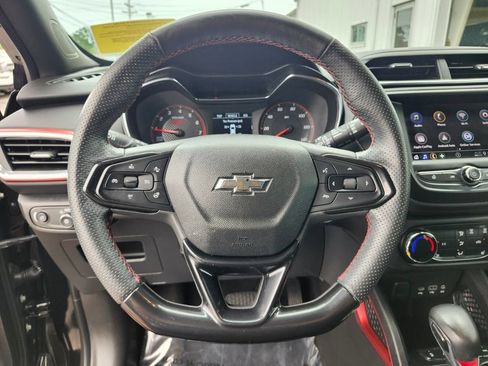Used 2023 Chevrolet TrailBlazer RS AWD/4WD image 26