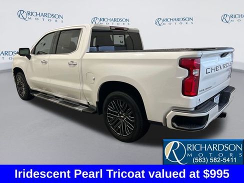 Used 2019 Chevrolet Silverado 1500 High Country image 3