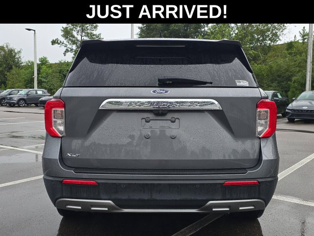 Used 2023 Ford Explorer XLT w/ Equipment Group 202A RWD image 4
