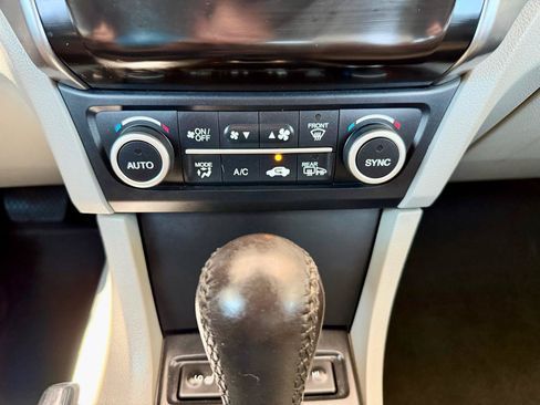 Used 2018 Acura ILX FWD image 20