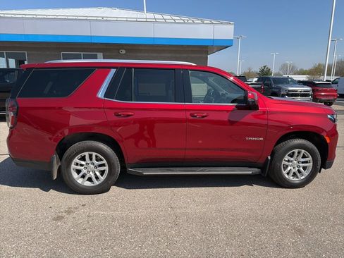 Used 2021 Chevrolet Tahoe LT w/ Luxury Package AWD/4WD image 11