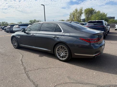 Used 2022 Genesis G90 5.0 Ultimate RWD image 6