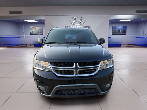 Used 2014 Dodge Journey SXT w/ Quick Order Package 22C FWD image 2