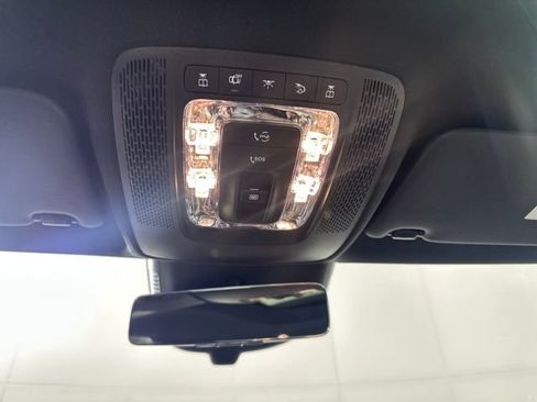 Used 2024 Mercedes-Benz CLA 250 4MATIC image 23