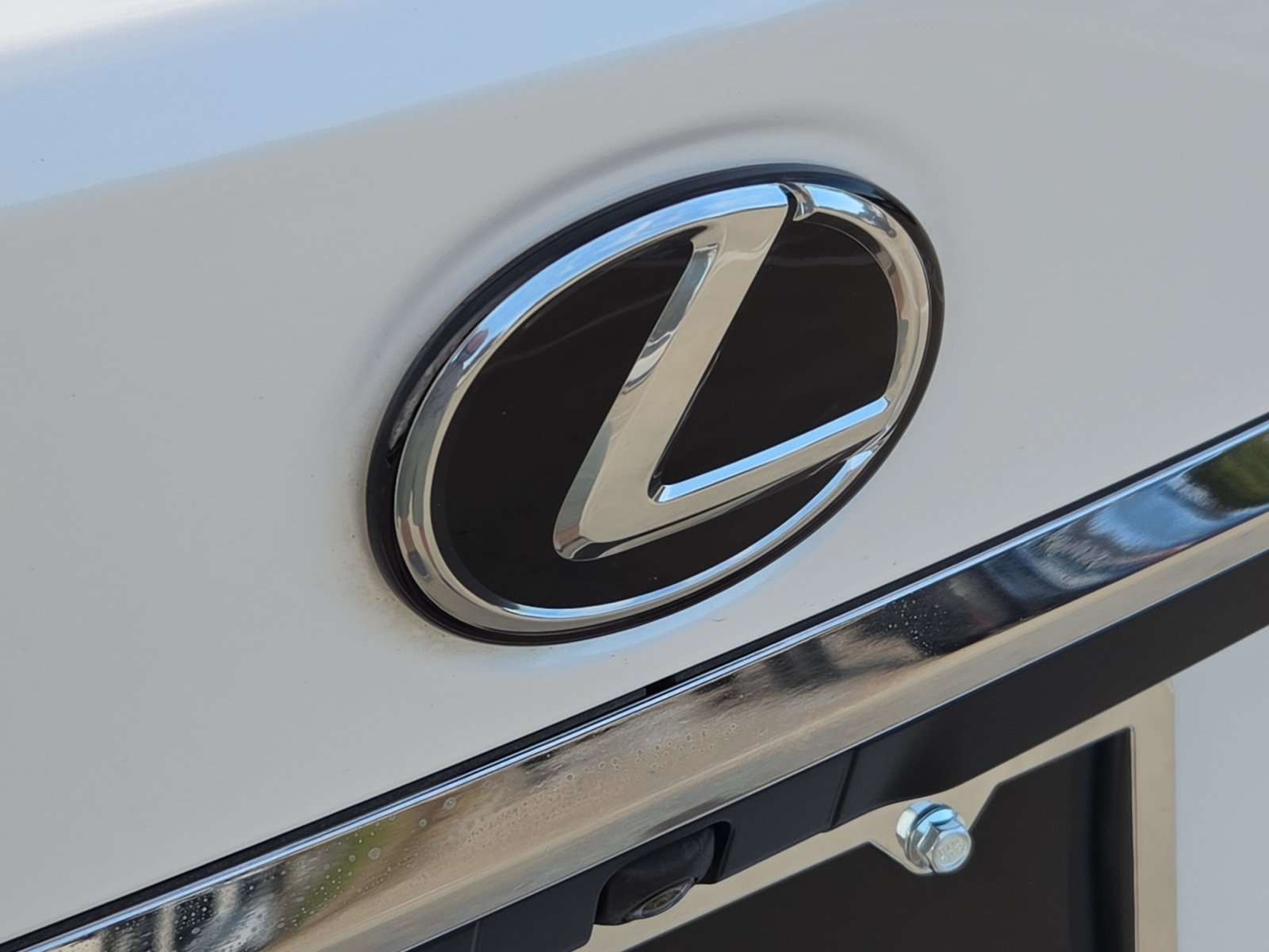 Used 2021 Lexus ES 350 Ultra Luxury w/ Accessory Package 2 FWD image 23