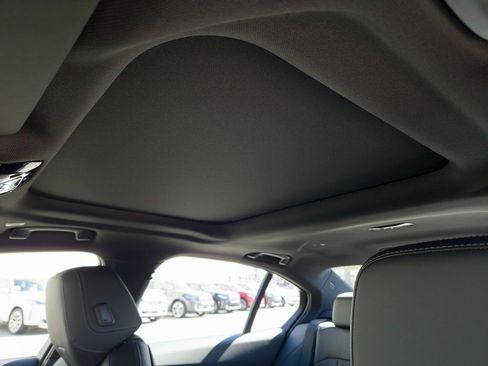 New 2026 BMW i5 eDrive40 w/ M Sport Package image 13