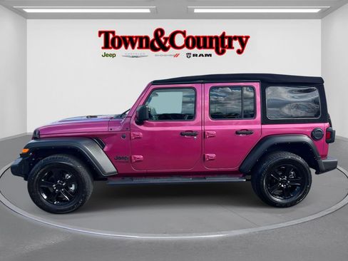 Certified 2022 Jeep Wrangler Unlimited Sport AWD/4WD image 10