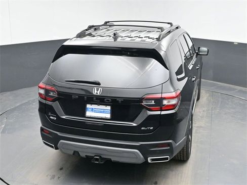 Used 2023 Honda Pilot Elite image 42