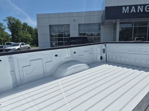 Used 2026 GMC Sierra 3500 Pro w/ Convenience Package AWD/4WD image 11