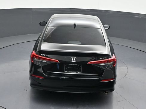 Used 2023 Honda Civic Sport image 18