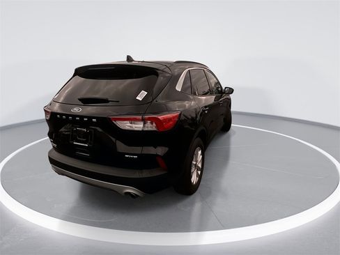 Used 2021 Ford Escape SE w/ Convenience Package image 8