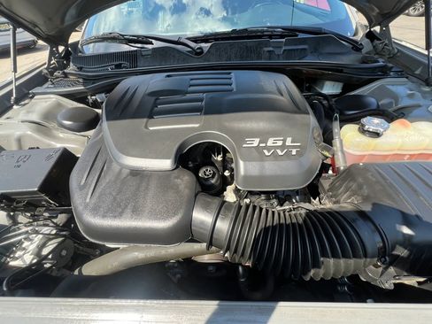 Used 2018 Dodge Challenger GT w/ Driver Convenience Group AWD/4WD image 31
