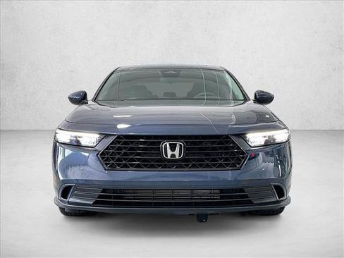 Used 2023 Honda Accord EX image 3