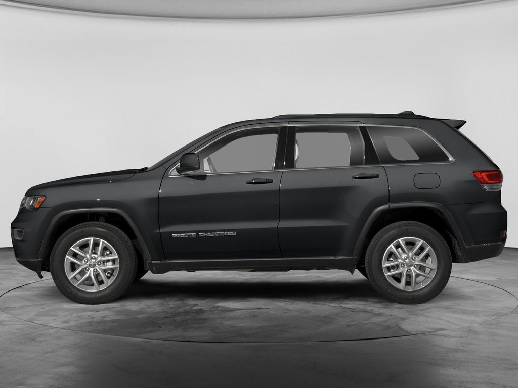 Used 2021 Jeep Grand Cherokee Laredo X AWD/4WD image 3