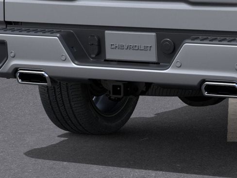 Used 2024 Chevrolet Silverado 1500 High Country w/ High Country Premium Package AWD/4WD image 44